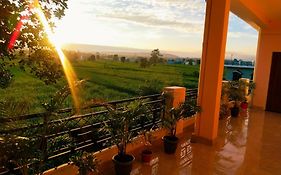 Airport Luxury Nature Homestay- Near Jolly Grant Airport Dehradun